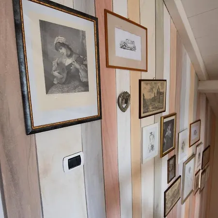 201 - In Villa, Giardino E Piscina Privata Apartmán *