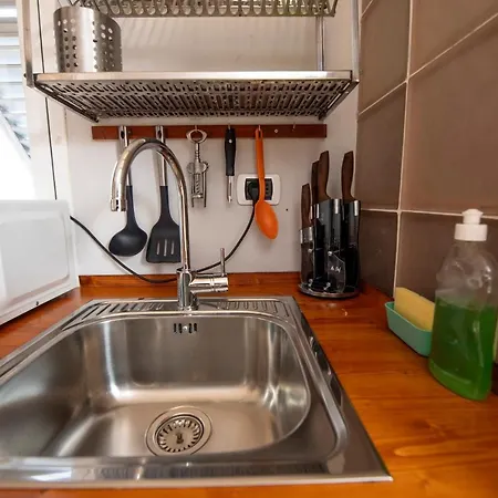 201 - In Villa, Giardino E Piscina Privata Apartamento *